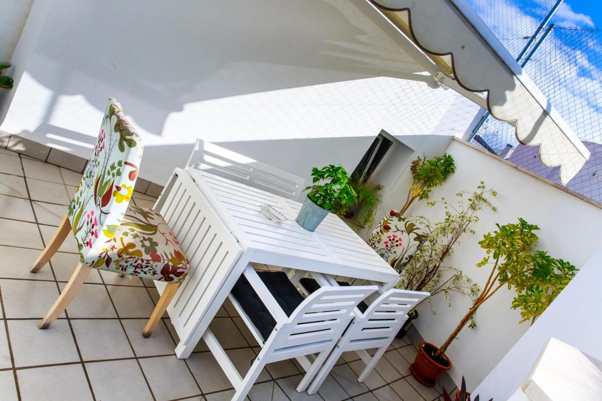 Sea & Wave La Finestra Apartment Малага Екстериор снимка