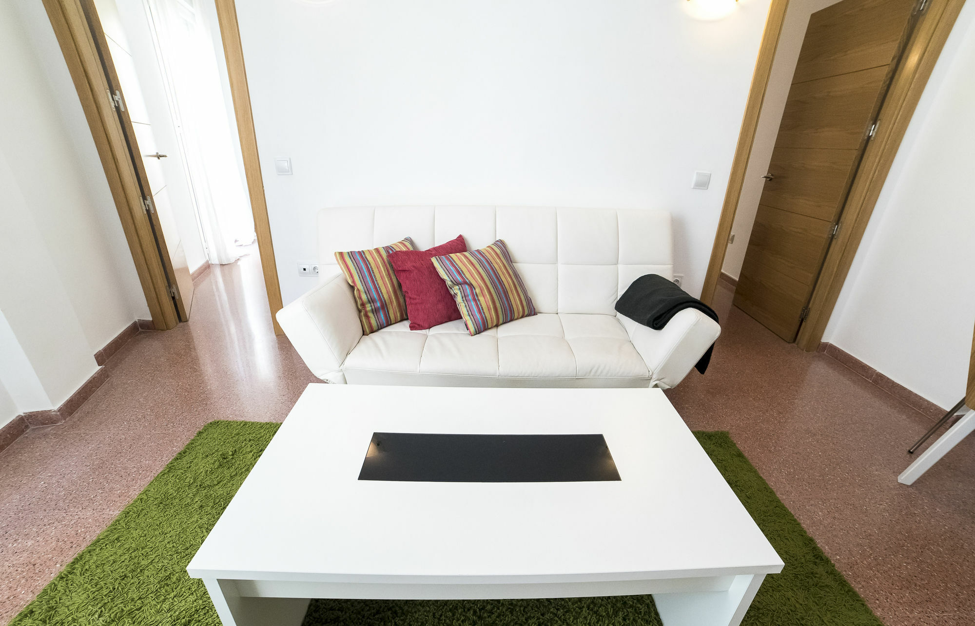Sea & Wave La Finestra Apartment Малага Екстериор снимка