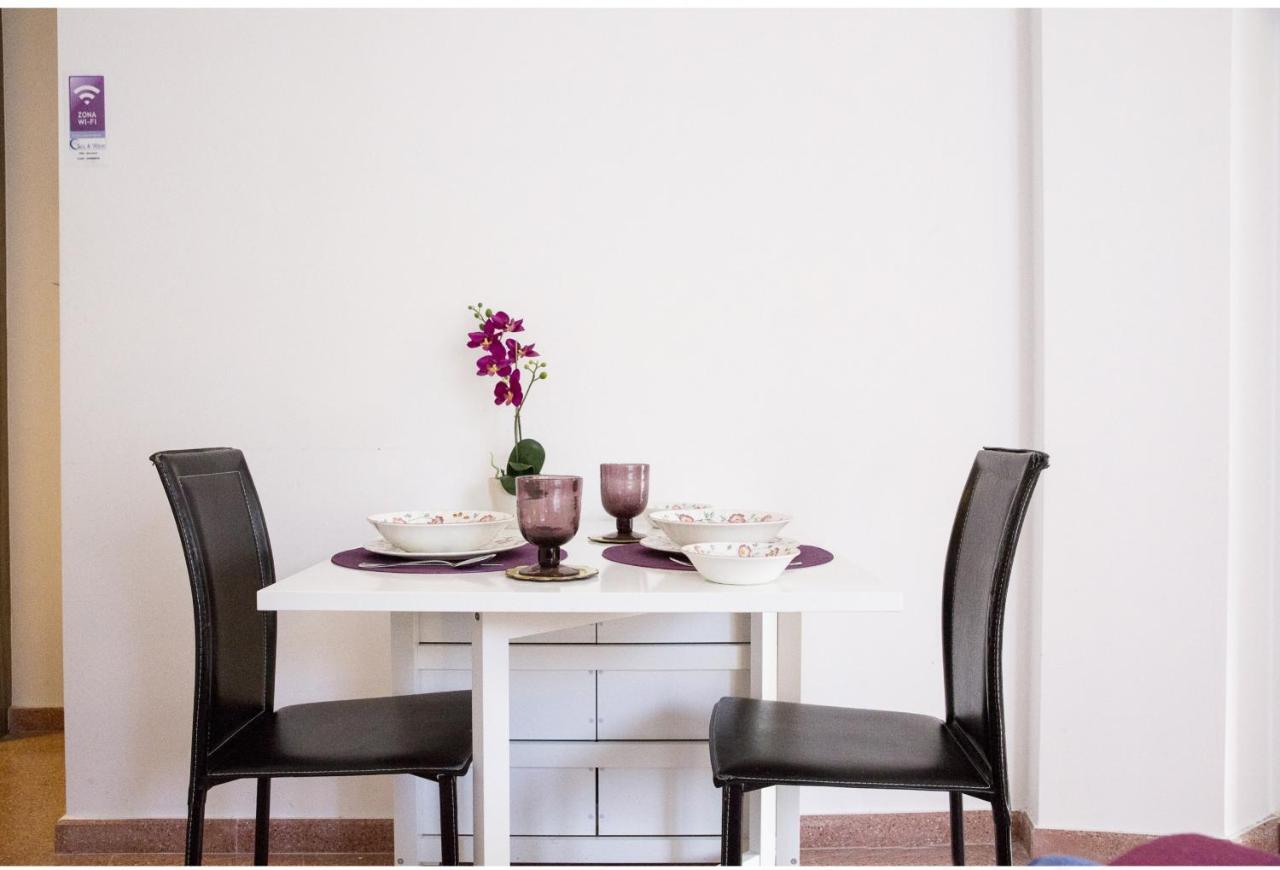 Sea & Wave La Finestra Apartment Малага Екстериор снимка